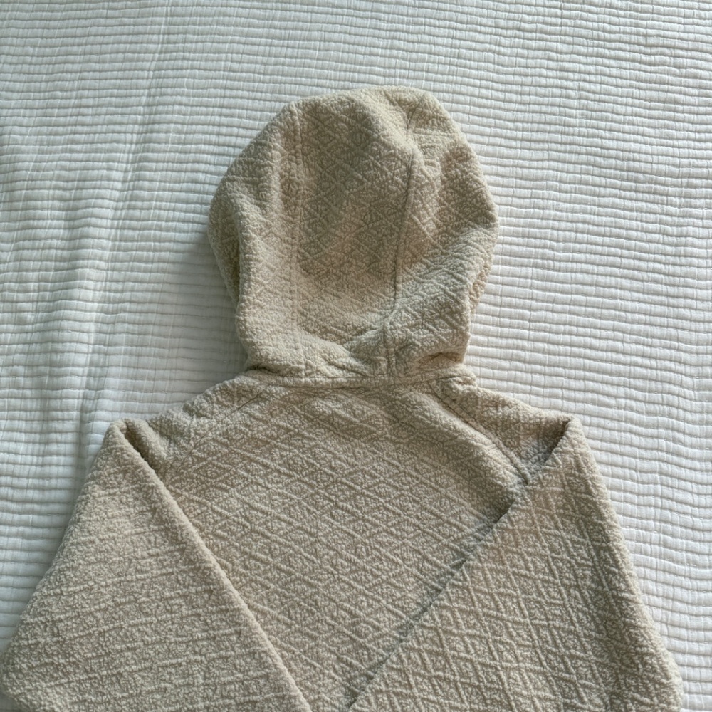 Patagonia Diamond Capra Hoodie in Oyster White (Size L) - Picture 9 of 10